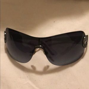 White Gucci Shield (Rimless) Sunglasses